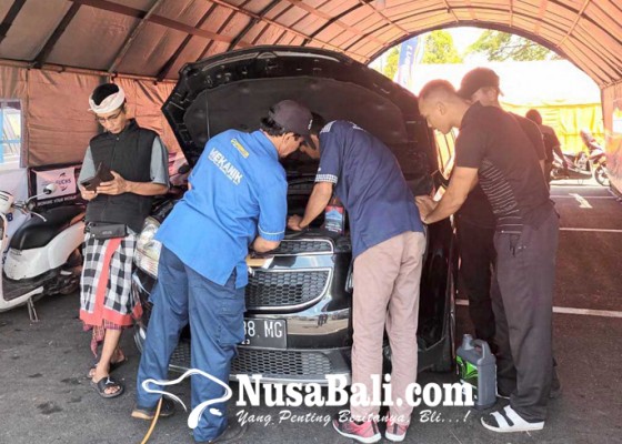 Nusabali.com - ratusan-mobil-pamedek-rusak-di-jalan