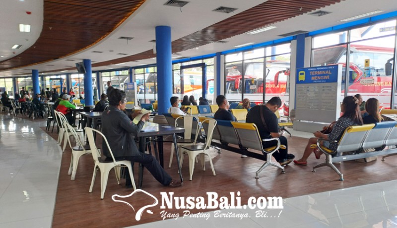 www.nusabali.com-terminal-mengwi-lewati-puncak-mudik-lebaran-arus-penumpang-kembali-normal