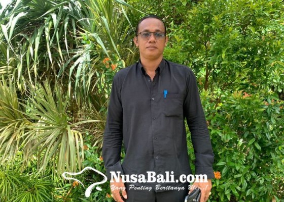 Nusabali.com - libur-lebaran-2023-pengunjung-pantai-melasti-meningkat-hingga-200-persen
