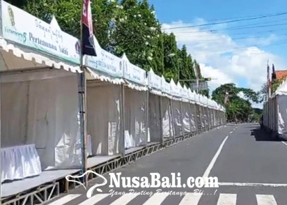 Nusabali.com - puluhan-stand-kuliner-meriahkan-festival-semarapura