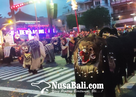 Nusabali.com - 58-barong-sebarung-semarakkan-festival-semarapura