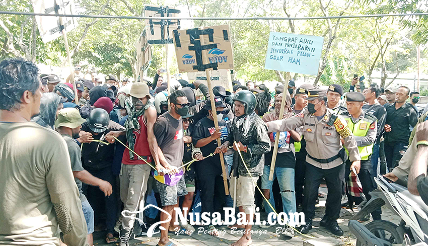 www.nusabali.com-demo-mahasiswa-papua-dibubarkan-polisi