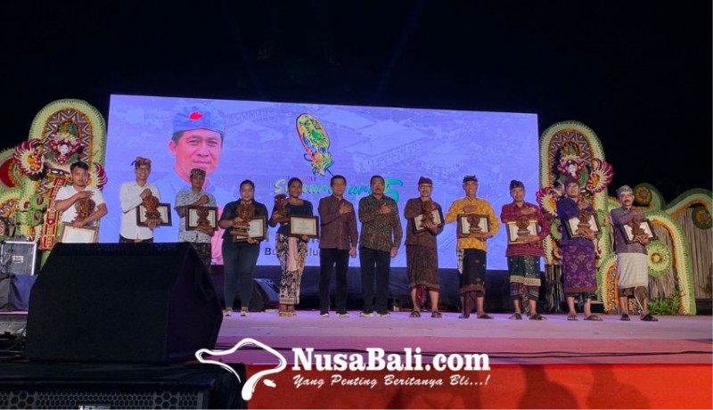 www.nusabali.com-omzet-umkm-di-semarapura-festival-2023-tembus-rp-21-miliar