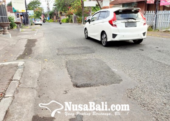 Nusabali.com - perbaikan-jalan-nangka-28-km-telan-anggaran-rp-9-miliar