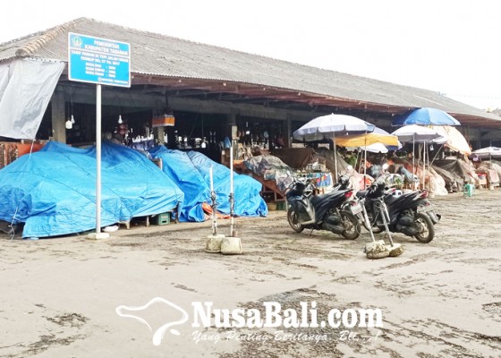 Nusabali.com - ditinggalkan-pembeli-pasar-candikuning-dikaji