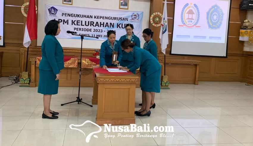 www.nusabali.com-dilantik-pengurus-tp-pkk-kelurahan-kuta-diminta-tingkatkan-kesejahteraan-keluarga-dan-masyarakat