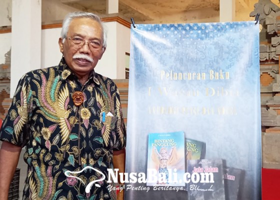 Nusabali.com - luncurkan-novel-bintang-panggung-dan-kumpulan-puisi-jala-jalan-prof-dibia-kritik-seniman-pragmatis-lewat-novel