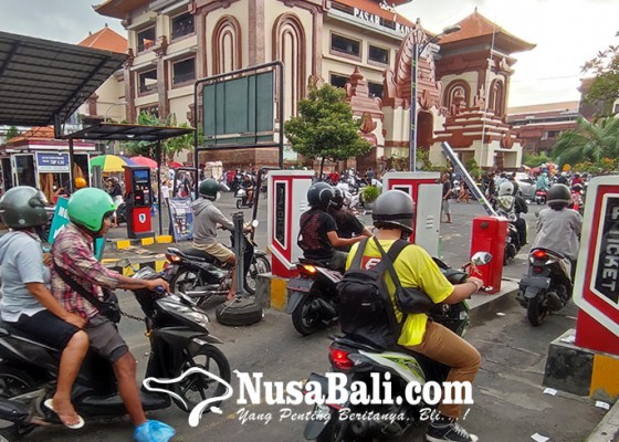 Nusabali.com - perumda-pasar-segera-terapkan-parkir-taping