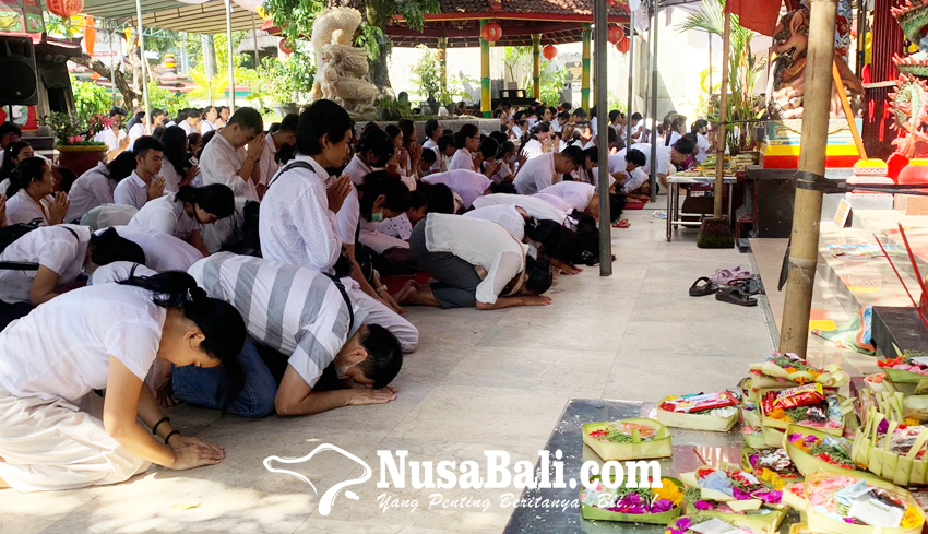 www.nusabali.com-perayaan-hari-suci-waisak-di-vihara-dharmayana-kuta-dan-vihara-buddha-sakyamuni-denpasar