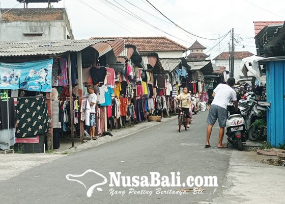 Nusabali.com - pasar-kodok-tunggu-pembeli