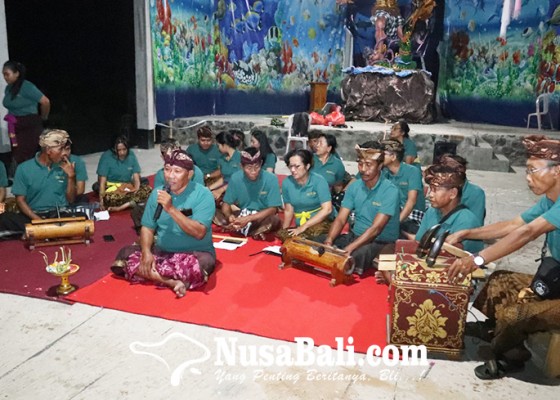Nusabali.com - renganis-kesenian-khas-desa-penglatan-buleleng-padukan-pupuh-dangdang-gendis-dengan-suara-kodok