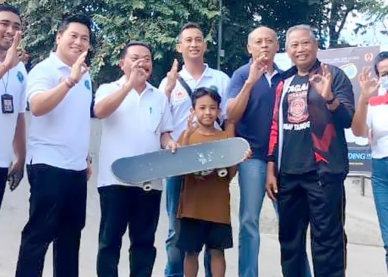 Nusabali.com - dari-gelaran-walikota-cup-skateboarding-xiii-tahun-2023