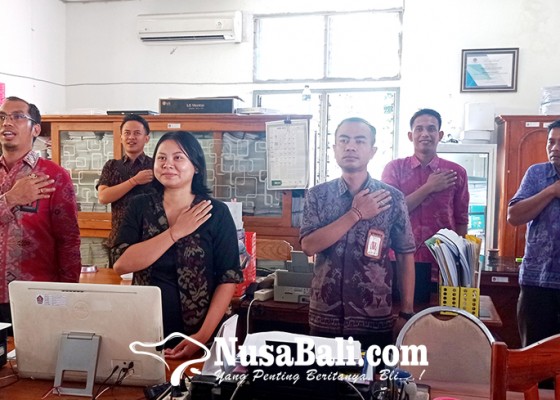 Nusabali.com - satuan-kerja-dan-sekolah-wajib-memperdengarkan-indonesia-raya