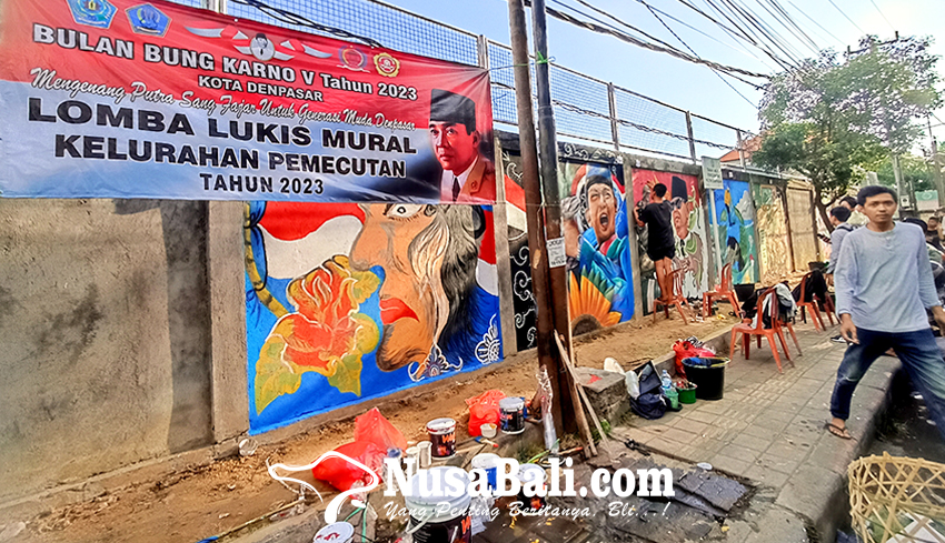 www.nusabali.com-tembok-eks-pasar-loak-dihiasi-mural-bung-karno