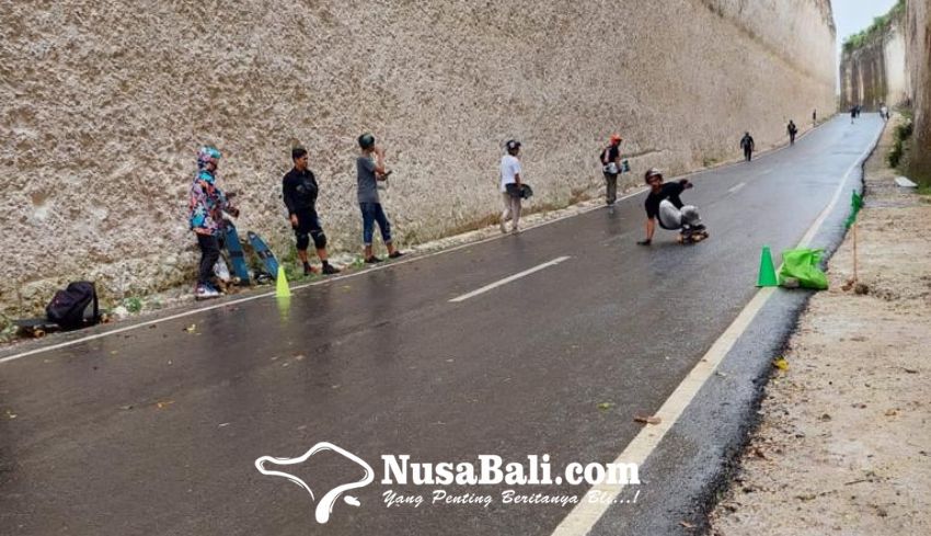 www.nusabali.com-longboard-competition-2023-adu-skill-30-skater-di-tanah-barak