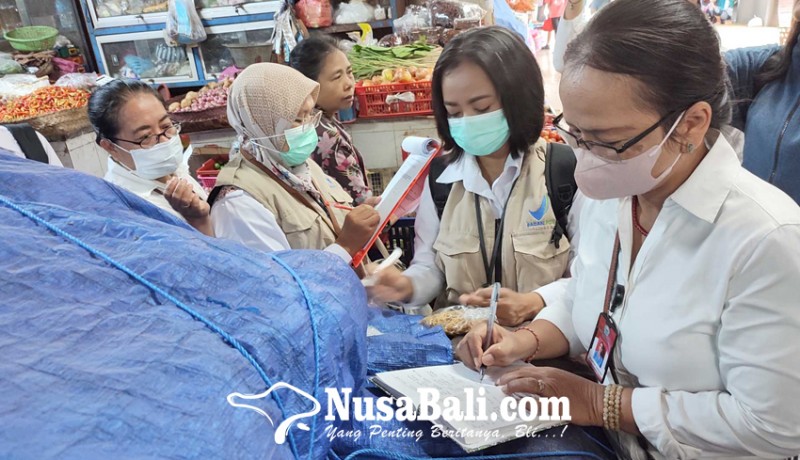 www.nusabali.com-jelang-galungan-bbpom-denpasar-sidak-pangan-di-pasar-badung