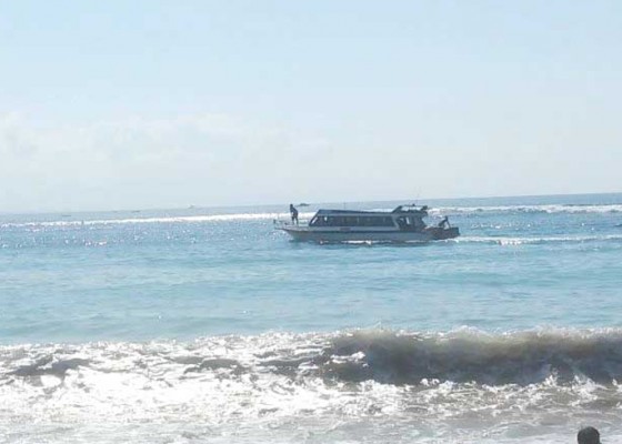 Nusabali.com - waspada-gelombang-laut-35-meter-di-selat-bali-selat-lombok