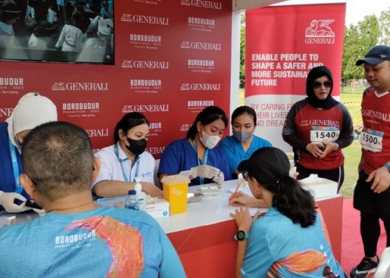 Nusabali.com - borobudur-marathon-pemanasan-di-bali-generali-indonesia-ajak-masyarakat-peduli-kesehatan