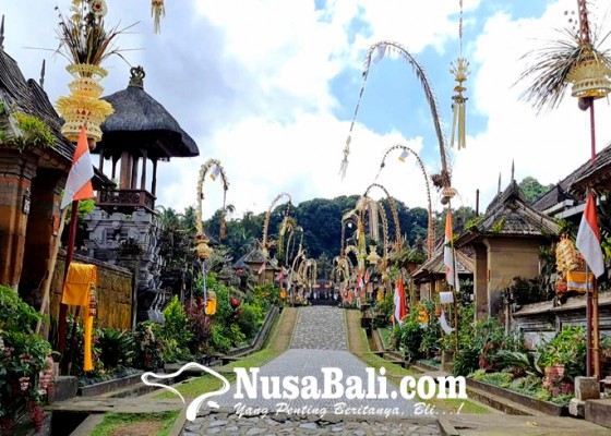 Nusabali.com - desa-wisata-penglipuran-tutup-wisatawan-masih-datang