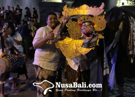 Nusabali.com - dinas-kebudayaan-klungkung-apresiasi-anak-muda-lestarikan-tradisi-ngelawang
