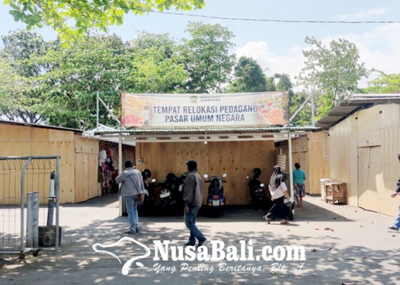 Nusabali.com - berbondong-bondong-pindah-tempat-relokasi-pedagang-pun-kurang