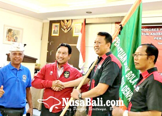 Nusabali.com - pengurus-pssi-denpasar-dilantik-17-september