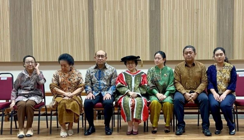 www.nusabali.com-megawati-soekarnoputri-terima-gelar-doktor-kehormatan-ke-10-dari-utar-malaysia