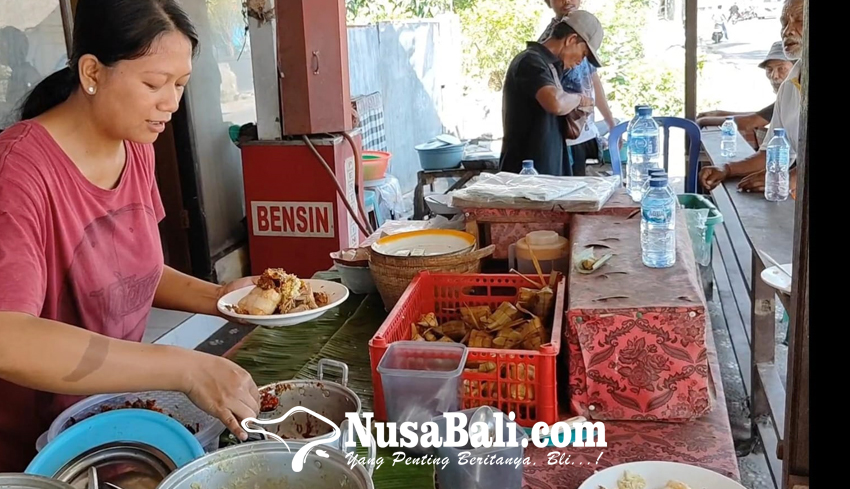 www.nusabali.com-tipat-kuah-nusa-penida-jadi-kuliner-favorit