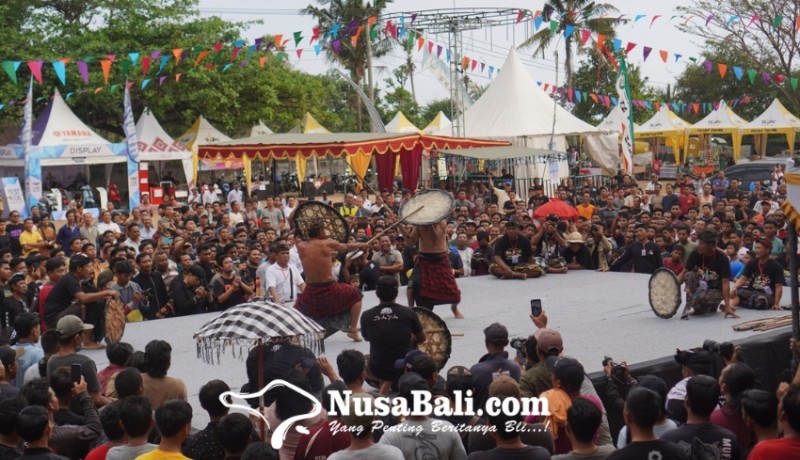 www.nusabali.com-gebug-ende-tradisi-unik-mohon-hujan-dipertunjukkan-di-seraya-culture-festival-2023
