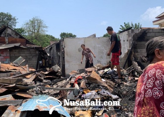 Nusabali.com - dua-hari-pasca-terbakar-warga-mulai-bersihkan-puing