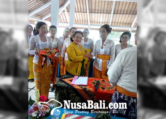 Nusabali.com - whdi-karangasem-lantik-pengurus-kecamatan-manggis