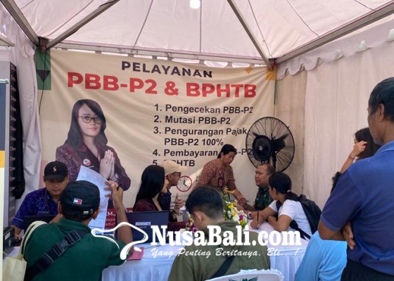 Nusabali.com - bapenda-buka-stand-pelayanan-pbb-p2-dan-bphtb