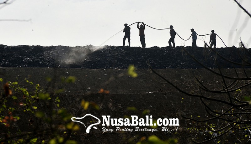 www.nusabali.com-bpbd-denpasar-fokus-strategi-darat-untuk-pemadaman-tpa-suwung