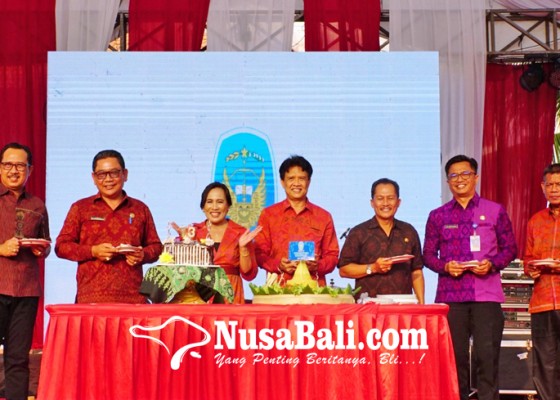Nusabali.com - berkomitmen-tingkatkan-kualitas-pendidikan