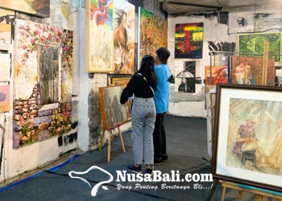 Nusabali.com - lukisan-karya-48-seniman-se-indonesia-meriahkan-discovery-mall-bali