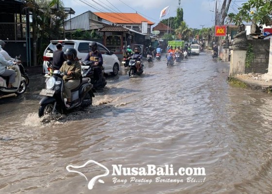 Nusabali.com - 150-meter-kubik-air-terbuang-sia-sia
