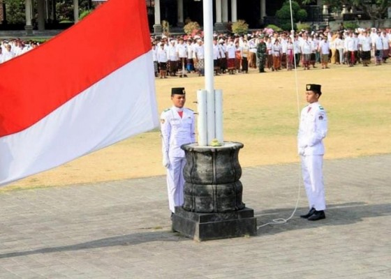 Nusabali.com - klungkung-gelar-upacara-bendera-peringati-hari-pahlawan