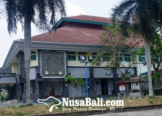 Nusabali.com - perbaikan-gor-gunung-agung-gunakan-apbd-2023