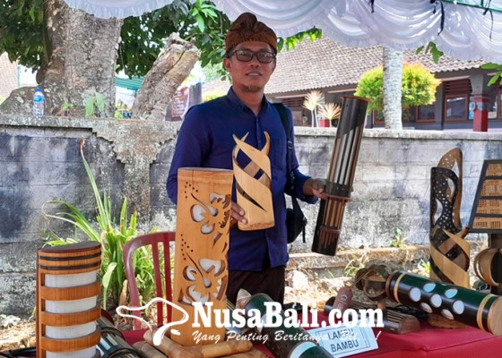 Nusabali.com - kerajinan-bambu-ornamen-lampu-mengalami-kelesuan