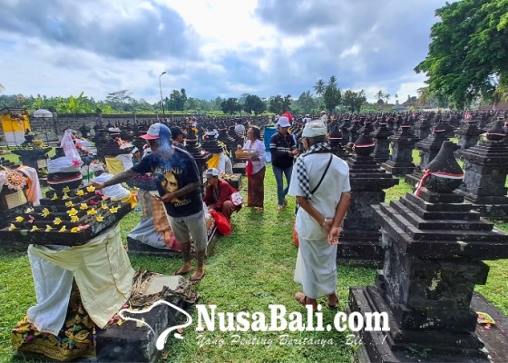 Nusabali.com - gelar-mamunjung-keluarga-pasukan-ciung-wanara-kenang-jasa-leluhur-di-hari-puputan-margarana