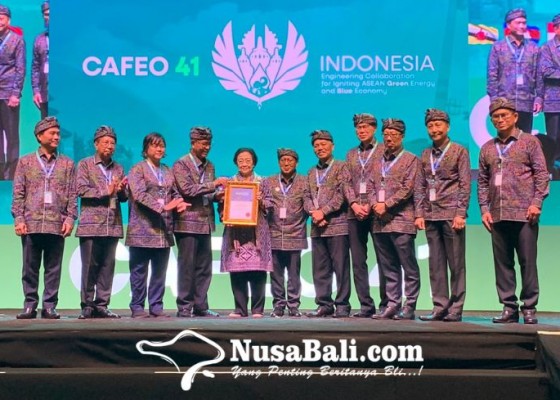 Nusabali.com - megawati-terima-penghargaan-dari-perhimpunan-insinyur-asean