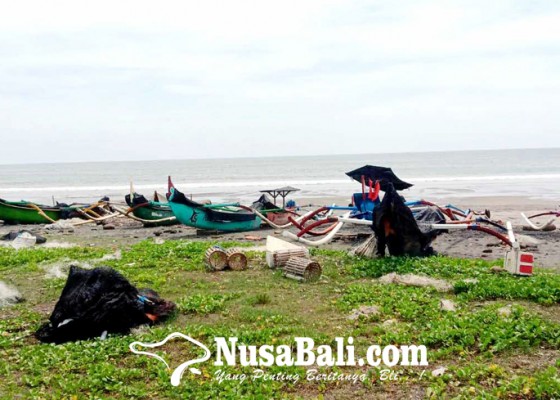 Nusabali.com - nelayan-yeh-gangga-paceklik-ikan