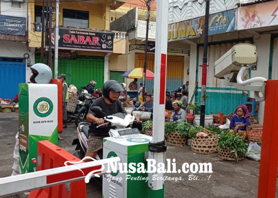 Nusabali.com - e-parkir-pasar-anyar-belum-maksimal