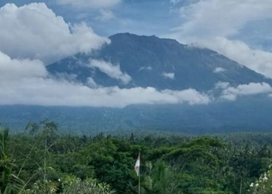 Nusabali.com - pendaki-diminta-batasi-aktivitas-di-puncak-gunung-agung