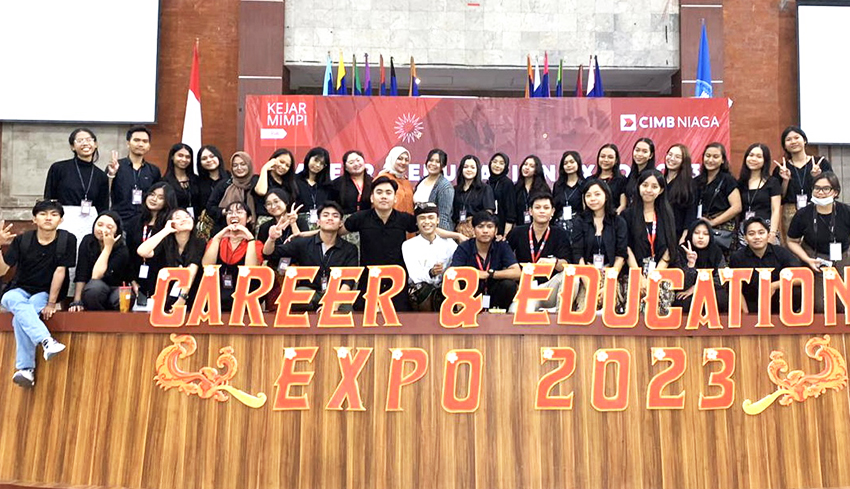 www.nusabali.com-cimb-niaga-beri-wadah-belajar-dan-kesempatan-karir-anak-muda-di-kejar-mimpi-bali-career-education-expo-2023