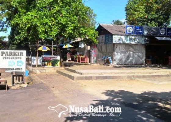 Nusabali.com - perumda-bps-kelola-parkir-pantai-mertasari
