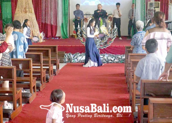 Nusabali.com - petugas-gabungan-amankan-perayaan-natal-di-6-gereja