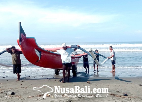 Nusabali.com - setelah-paceklik-ikan-nelayan-yeh-gangga-mulai-melaut