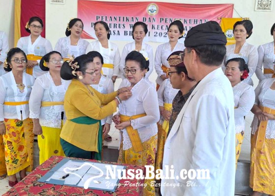 Nusabali.com - tokoh-pendidikan-pimpin-whdi-kecamatan-kubu