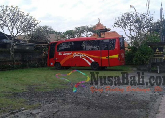 Nusabali.com - gianyar-kekurangan-bus-sekolah
